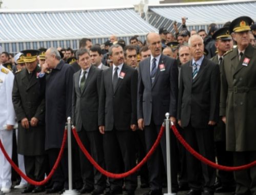 Şehit onbaşı gözyaşlarıyla Sancaktepede son yolculuğuna uğurlandı